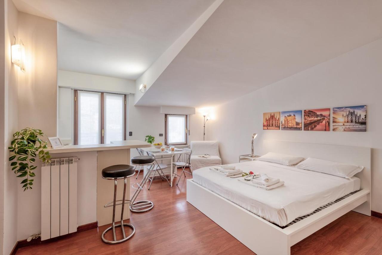 Ferienwohnung Ferrucci, 6 - Monolocale Al Settimo Cielo Mailand Exterior foto